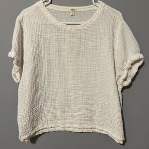 Dylan white short sleeve shirt